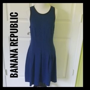 BANANA REPUBLIC NAVY/BLACK A LINE DRESS